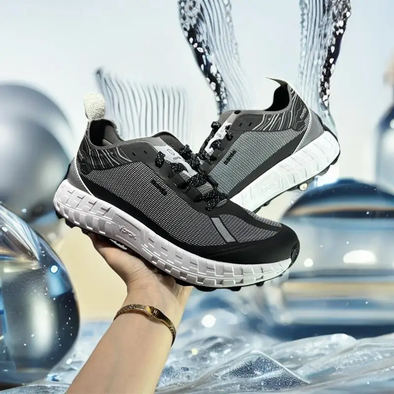 

FallCushioned racing sports shoes, upgraded midsole, foot protection for racingFall