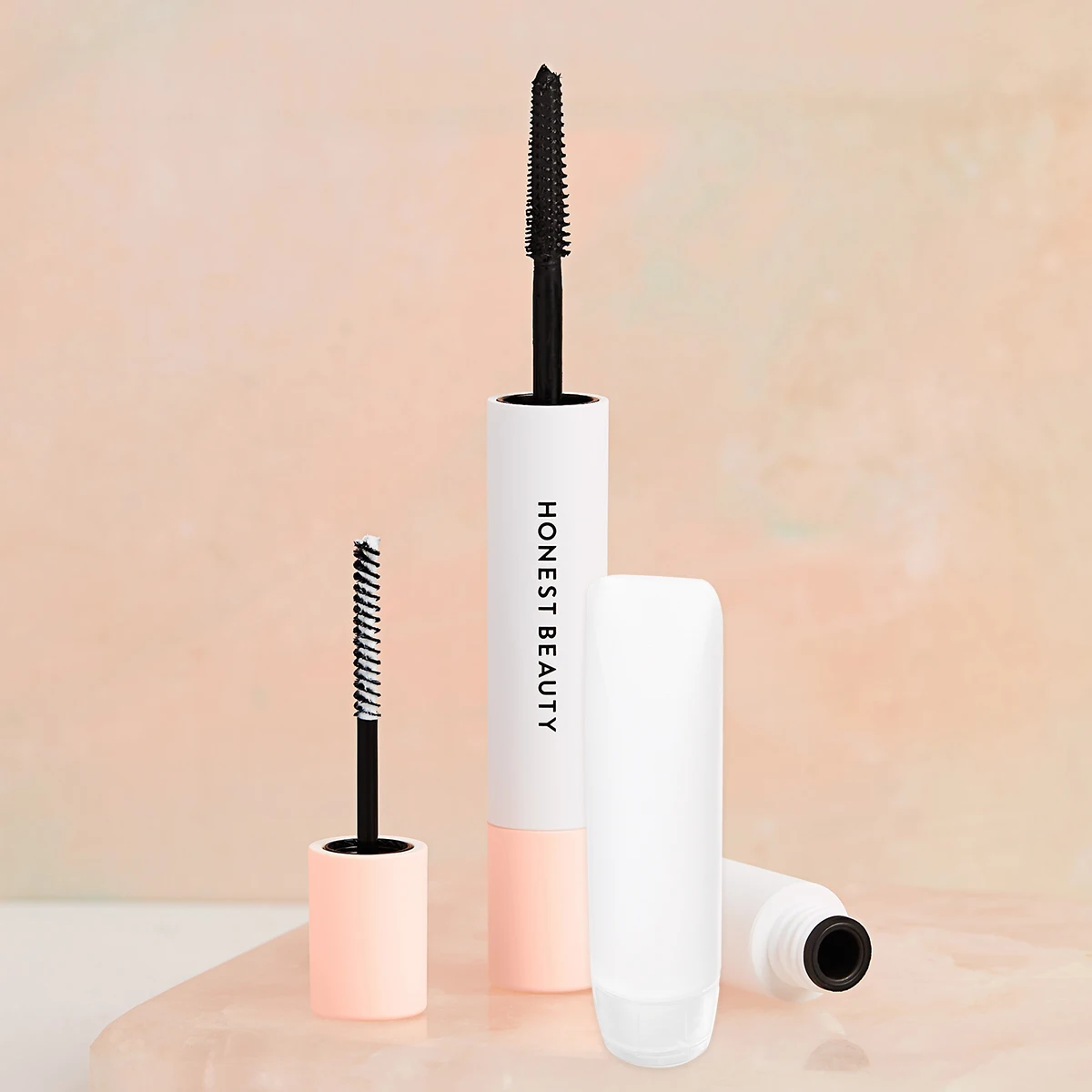 

4Pcs 30Ml Empty Squeeze Bottles Mini Travel Containers Easy to Use Refillable Lotion Dispensers Empty Squeeze Bottles