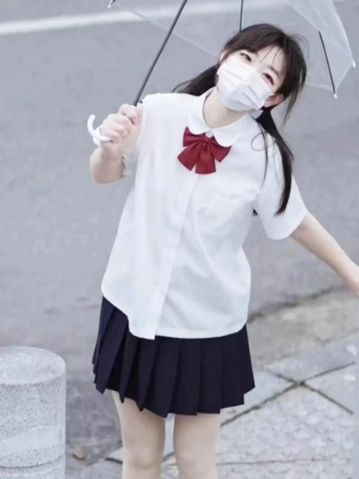 

Базовая белая женская рубашка с круглым вырезом и коротким рукавом в японском стиле для выпускных фотографий и повседневной носки