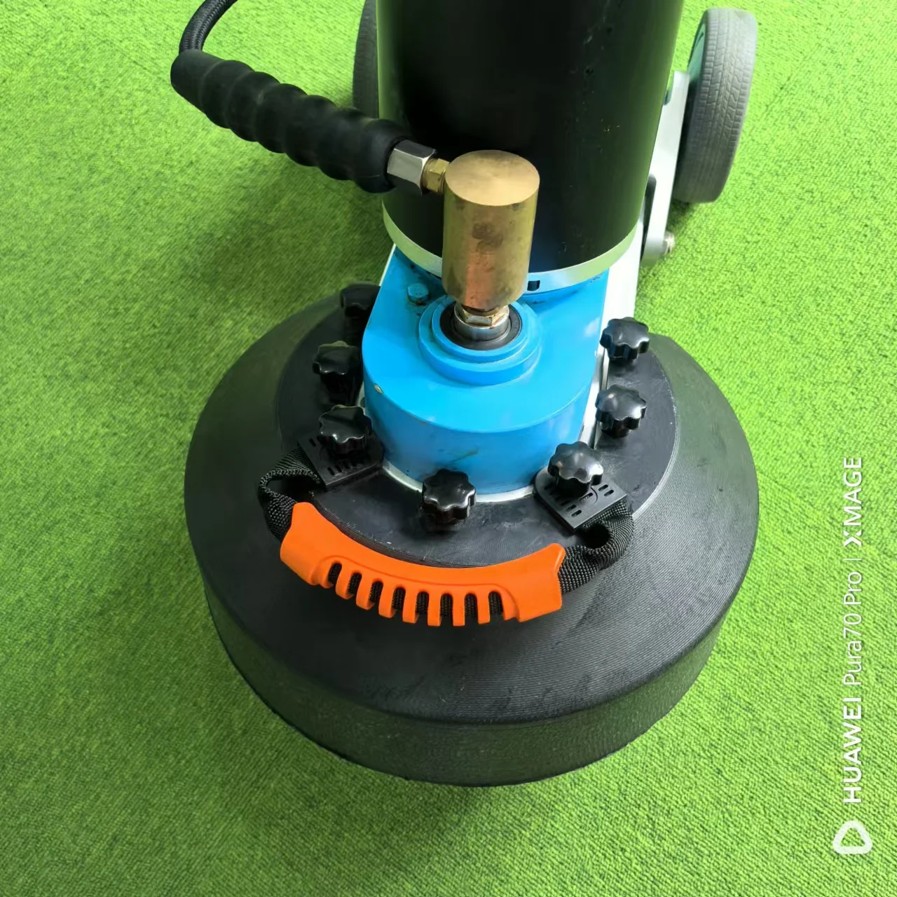 FMJ-12Pro rotary carpet extractor