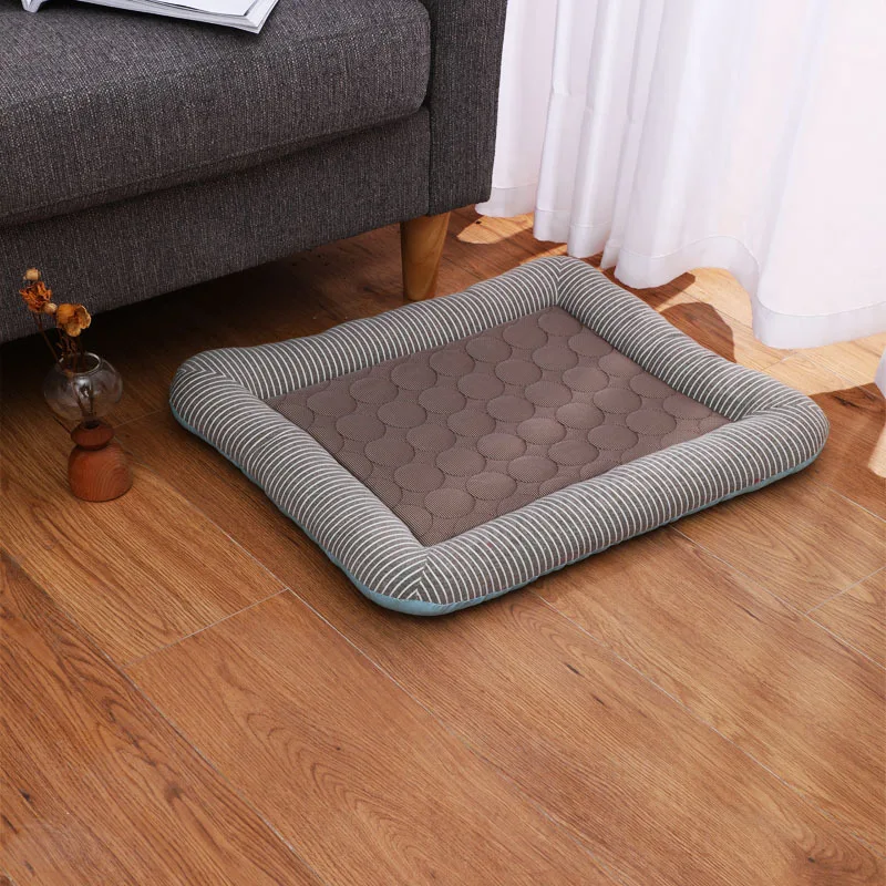 Cooling Pad Bed for Dogs Cats Puppy KittenCool Mat Pet Blanket lce Silk Material Soft forSummer Sleeping Pink Blue Breathable