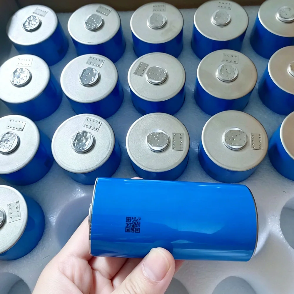 Victpower New 3.7v 32Ah 46950 Cylinder Cell LiFePO4 2C Discharge 4500 Cycles -20~55 Rechargeable Lithium Battery Cell