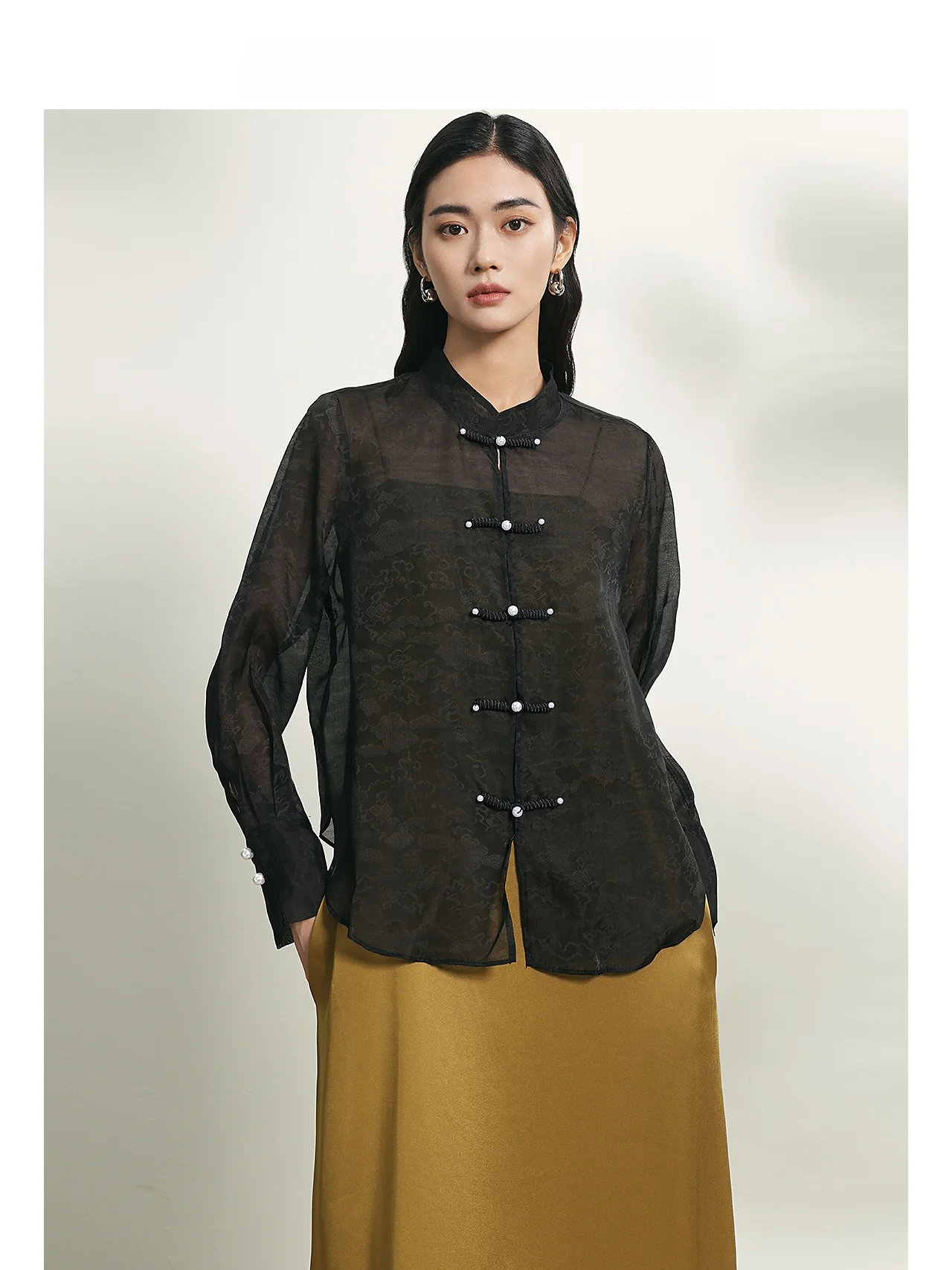 

Annibycn High-End Silk New Chinese Style Women's Shirt Vintage Button Long Sleeve Top Floral Embroidery Straight Cut