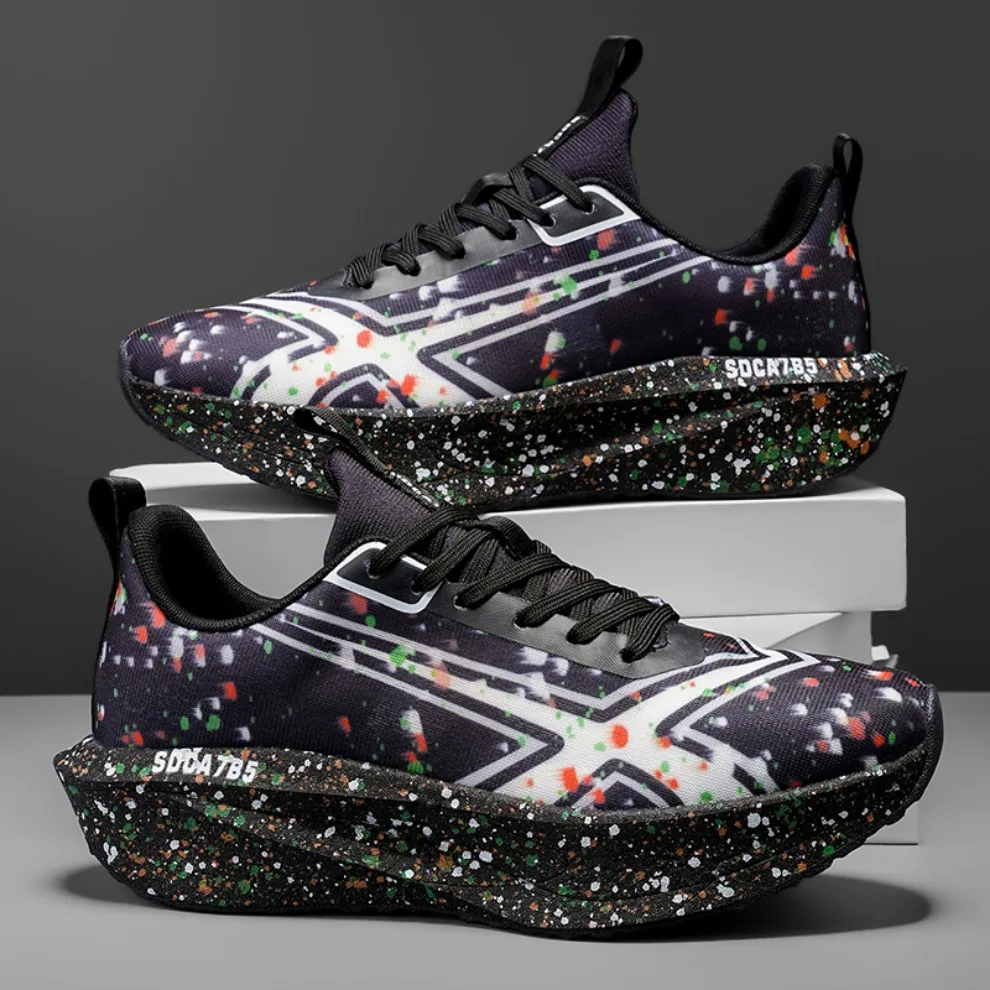 

Men's Breathable Road Running Shoes - Shock-Absorbing and Wear-Resistant Soles Lightweight Low-Top Sneakers with Striped Design