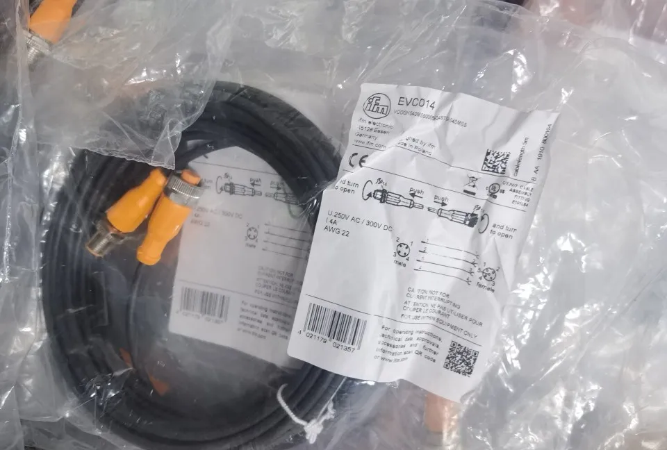 Free Shipping Original Spot IFM EVC014 Sensor Cable Will Be Sent On The Same Day