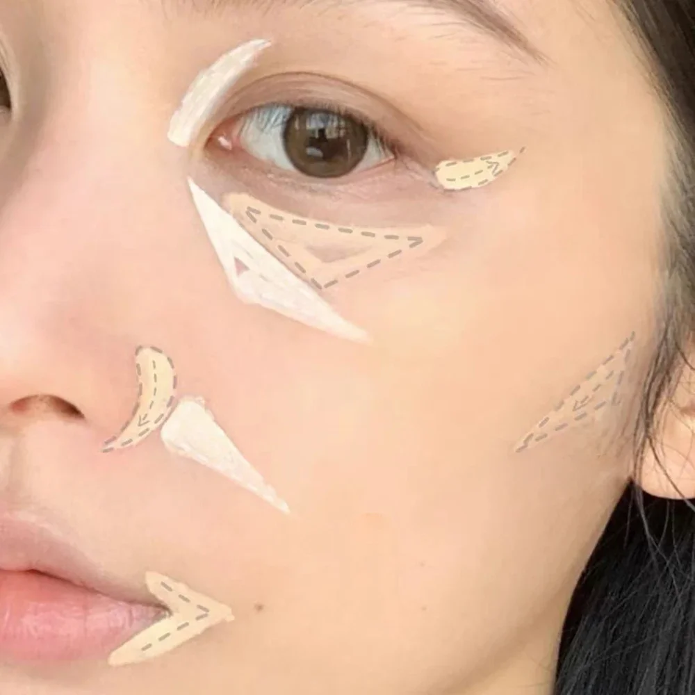 Pennello per correttore con punta a matita Decree Pattern Lacrimal Sulcus Eye Bag Cerchi scuri sotto gli occhi Pennello per correttore preciso Piccolo