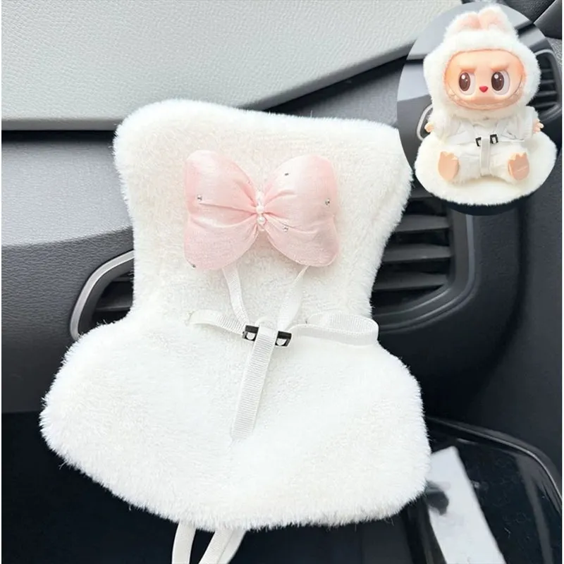 Labubu 車のベントぬいぐるみ子供用特別安全シート、子供なしで手作り