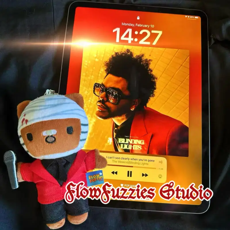 Flowfuzzies Studio 오리지널 트렌드 시리즈 The Weeknd-Kittys 짧은 봉제 인형 열쇠 고리 열쇠 고리 인형 모델 펜던트 장난감 선물