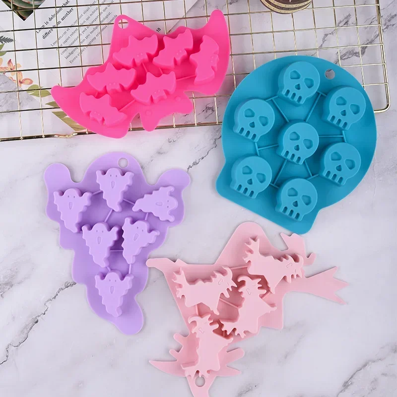 Silicone Soap Mould Halloween Chocolate Bat Skull Ghost Ice Grid Mold Cartoon Cake Baking Candle Molds Wholesale