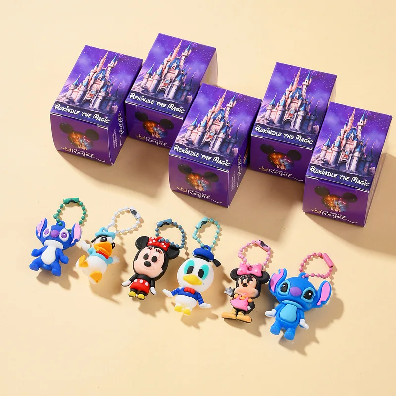 Nueva caja ciega de Disney, colgante de muñeca de punto, 24 cajas pequeñas, conjunto completo, regalo sorpresa para estudiantes y niños, regalo pequeño de recompensa para fiesta