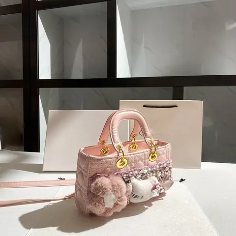 Kawaii Hello Kitty Diamond Encrusted Bag Anime Cute Student Advanced Handmade Crossbody Bag Flower Bow Handbag Festival Gift