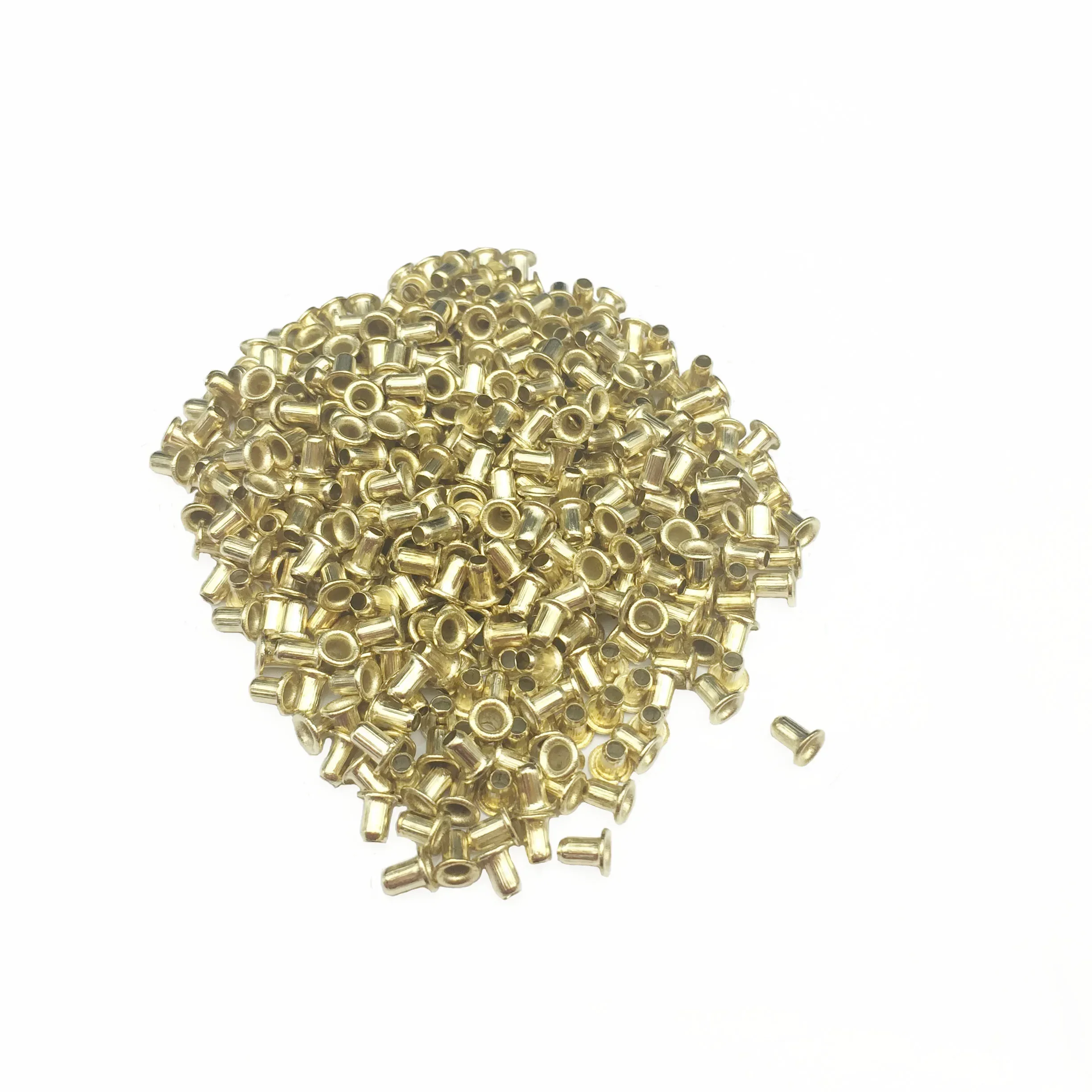 

1100 Pcs Italian Bee Beehive Nest Box Threading Hole Nest Box Nest Foundation Copper Eye Beekeeping Tools