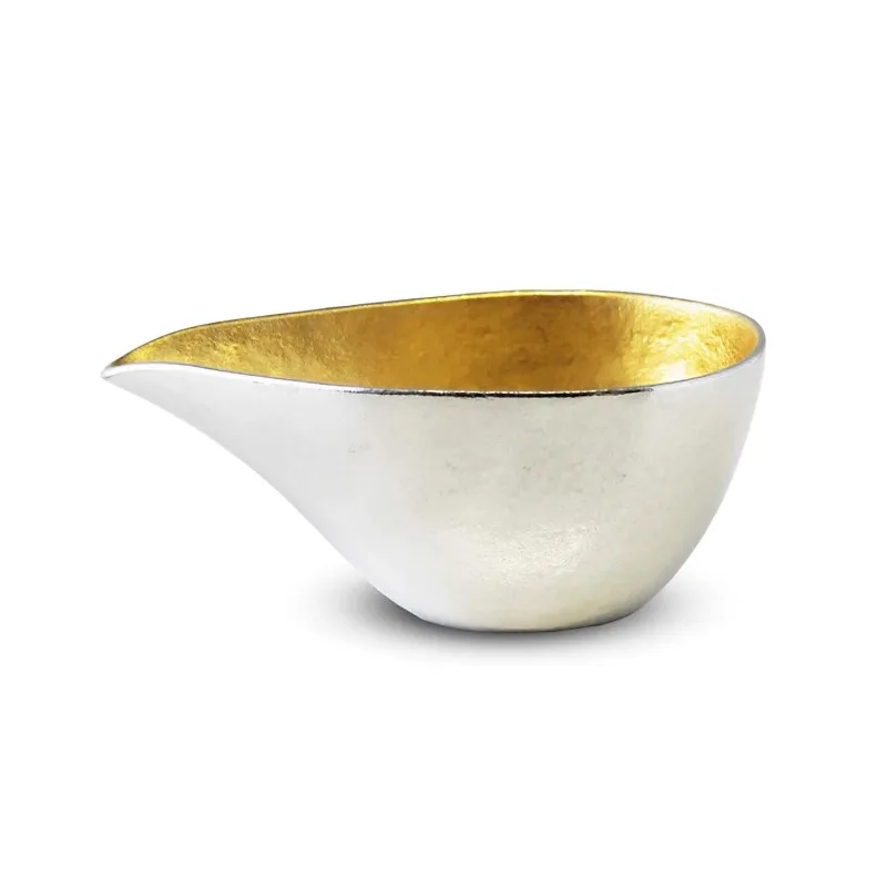 

Tin wine jug wine glass Japanese sake cup can be used as a wine player