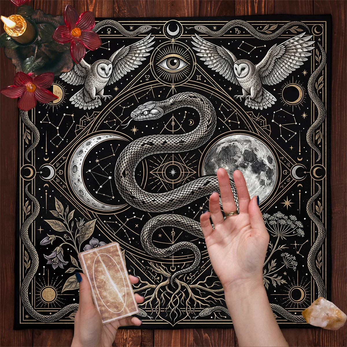 Tarot Tablecloth Moon Phase Snake Divination Altar Cloth  Night Sky Tarot Cloth Flowers Tarot Reading Tarot Mat Home Dorm Decor