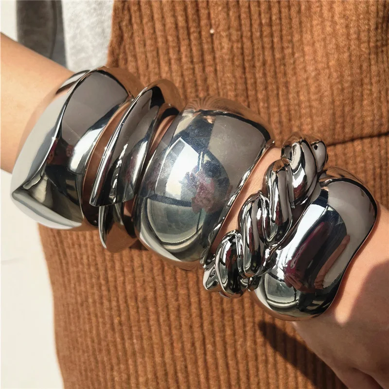 Übertrieben Silber Farbe Breite Geometrische Unregelmäßige Manschette Armreifen Frauen Punk Frühling Offene Armreif Armbänder Chunky Erklärung Schmuck