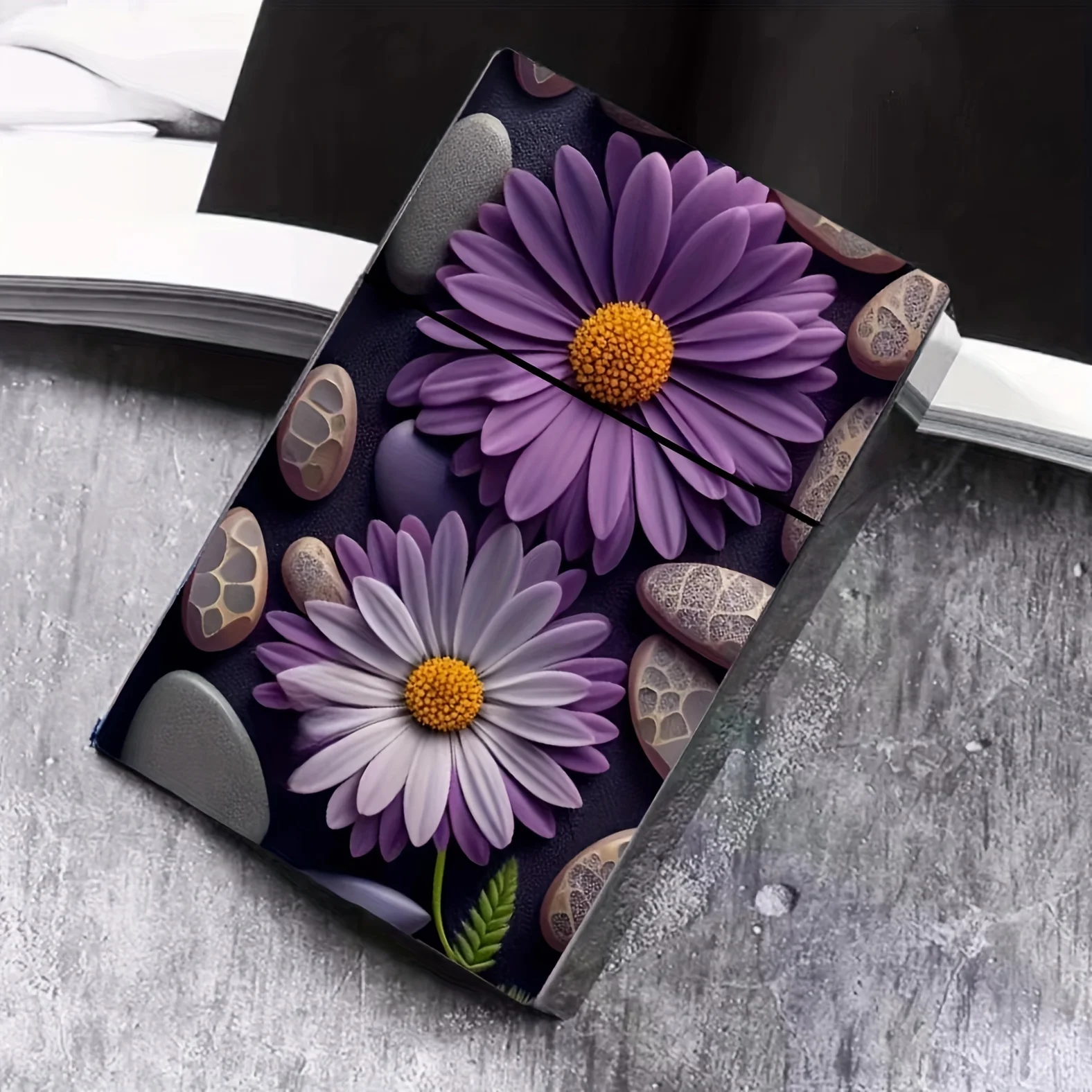 Floral pattern black lady case, 20 capacity, moisture-proof and pressure-proof box, with daisy and rose design