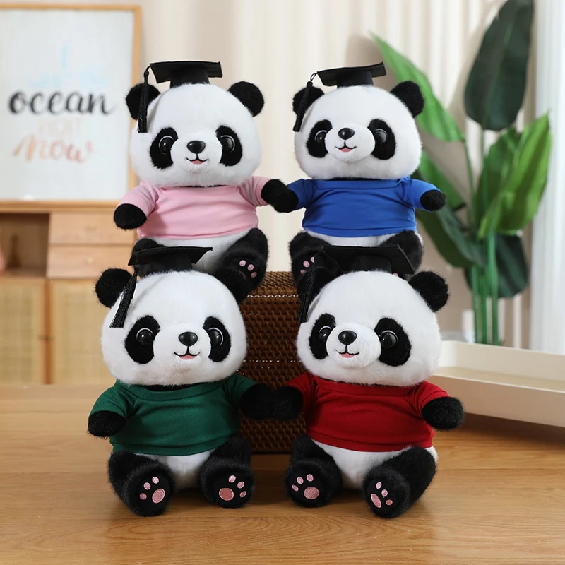 

Плюшевая игрушка Доктор Панда 25 см, кукла-панда в костюме, панда в шапочке доктора, плюшевый медведь, памятный подарок выпускникам