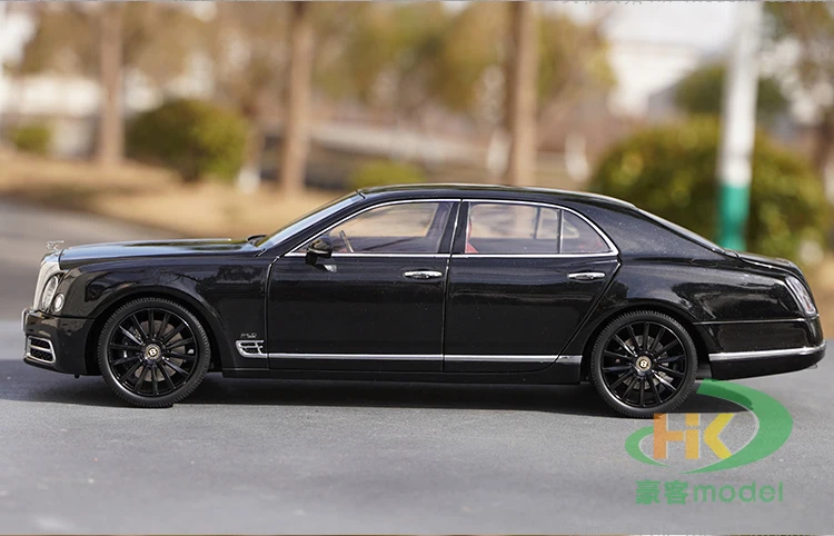 1:18 ALMOST REAL AR Bentley Mulsanne Centennial Edition automodel