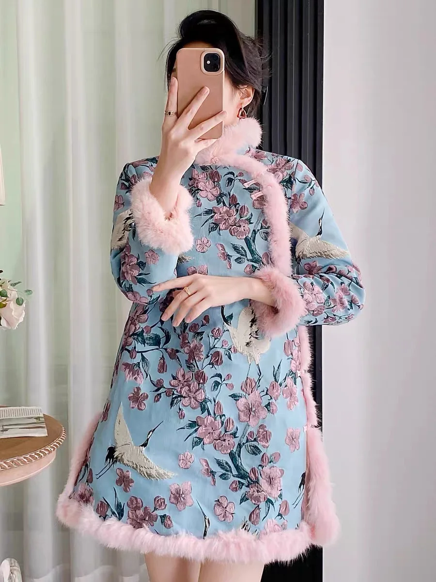 

Women's Chinese New Year Winter Coat Padded Outerwear for Ladies Festive Season Clothing