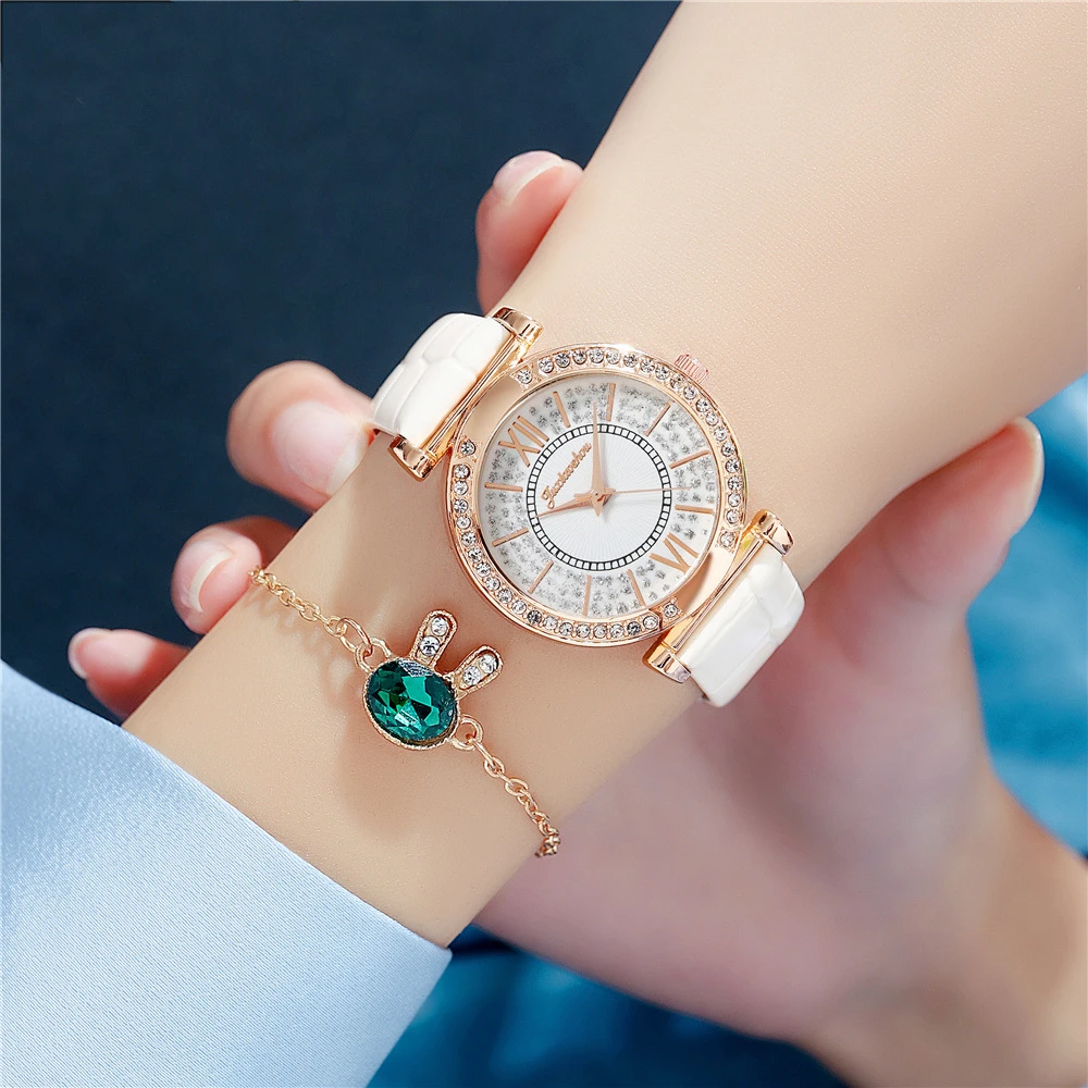 Luxury Diamond Women Fashion Watches Roma Scale Simple Full of stars Ladies Quartz Wristwatches Leather Female Clock Gifts