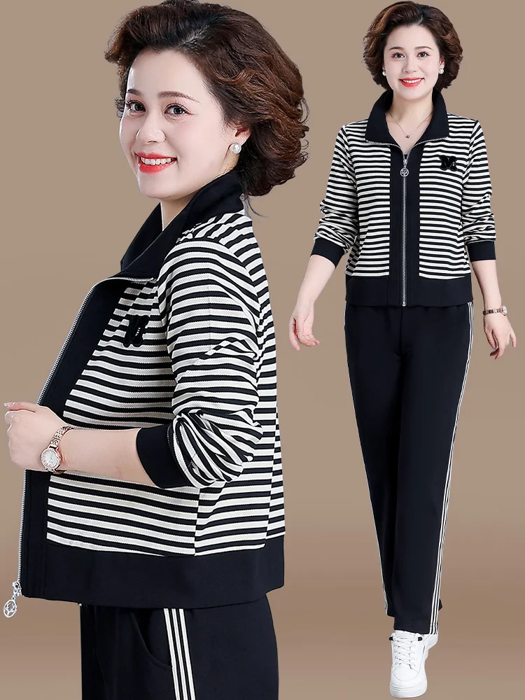 

Женский спортивный костюм для мам 2025: Новинка! Комплект из двух предметов для среднего возраста: полосатый топ и свободные длинные брюки на молнии.