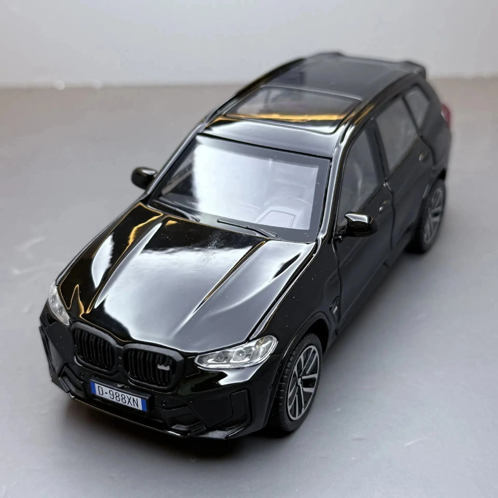 1:32 X3M SUV Alloy Simulation Car Model Diecasts Metal Vehicles Sound and Light Car Model Collection Toy Gift