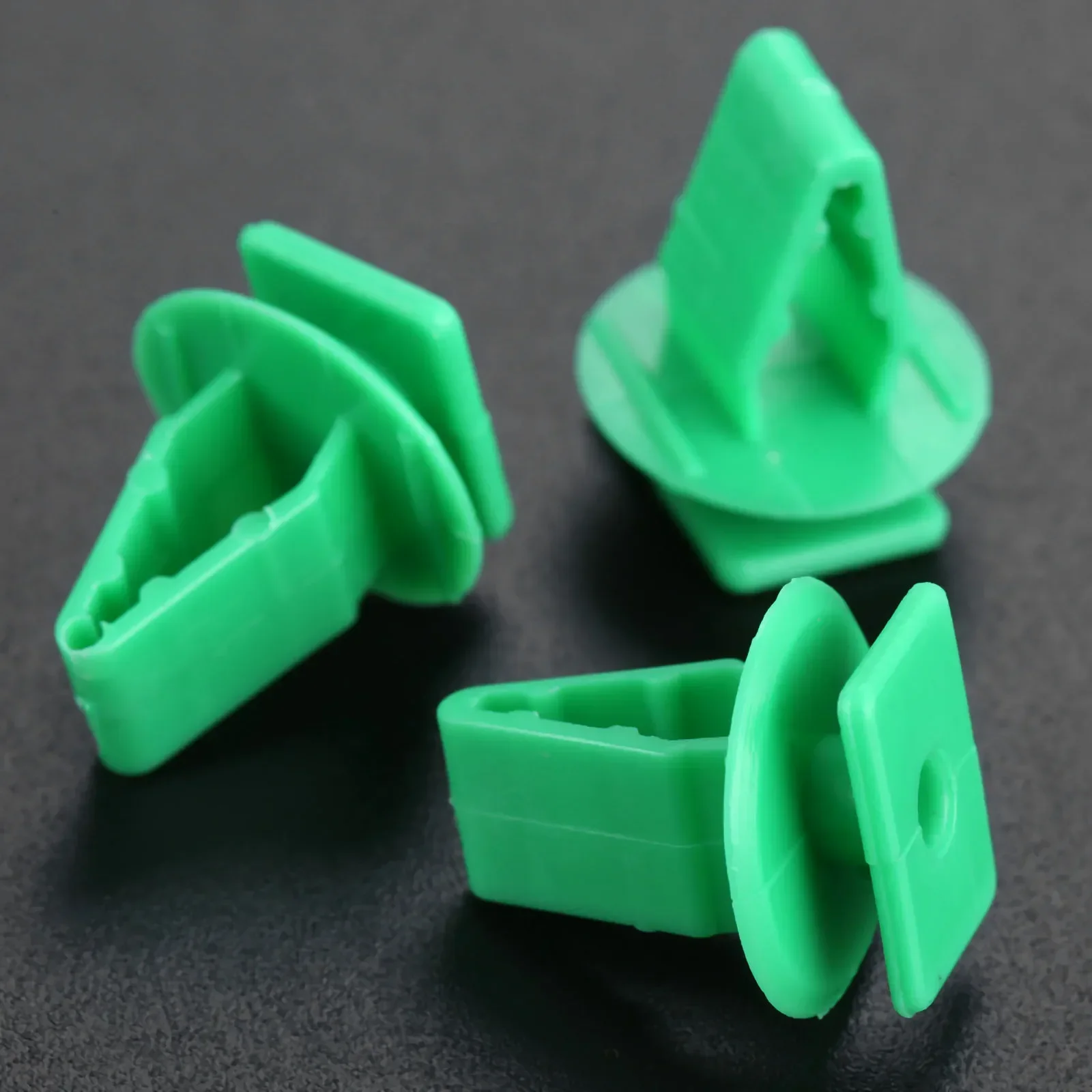 50Pcs Auto Trim Board Fastener 7.5mm Hole Car Plate Guard Windshield Plastic Fixed Clip For Honda Acura CRV Spirior Civic Accord