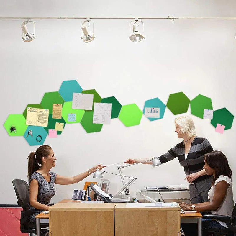 AP-10 Uds. Tablero de fieltro hexagonal, pegatina de pared de fieltro Hexagonal, tablero de mensajes decorativo 3D multifunción para el hogar, autoadhesivo para habitación de niños