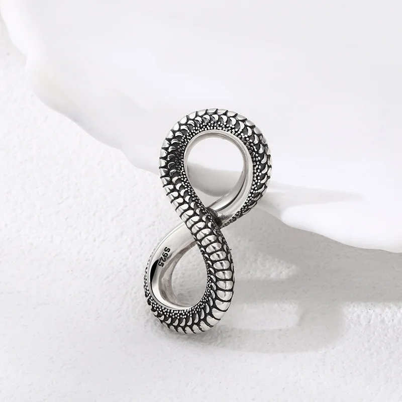 

S925 Sterling Silver Number 8 Pendant Black Color Old Process Unisex Snake Mobius Fine Jewelry FYNE433