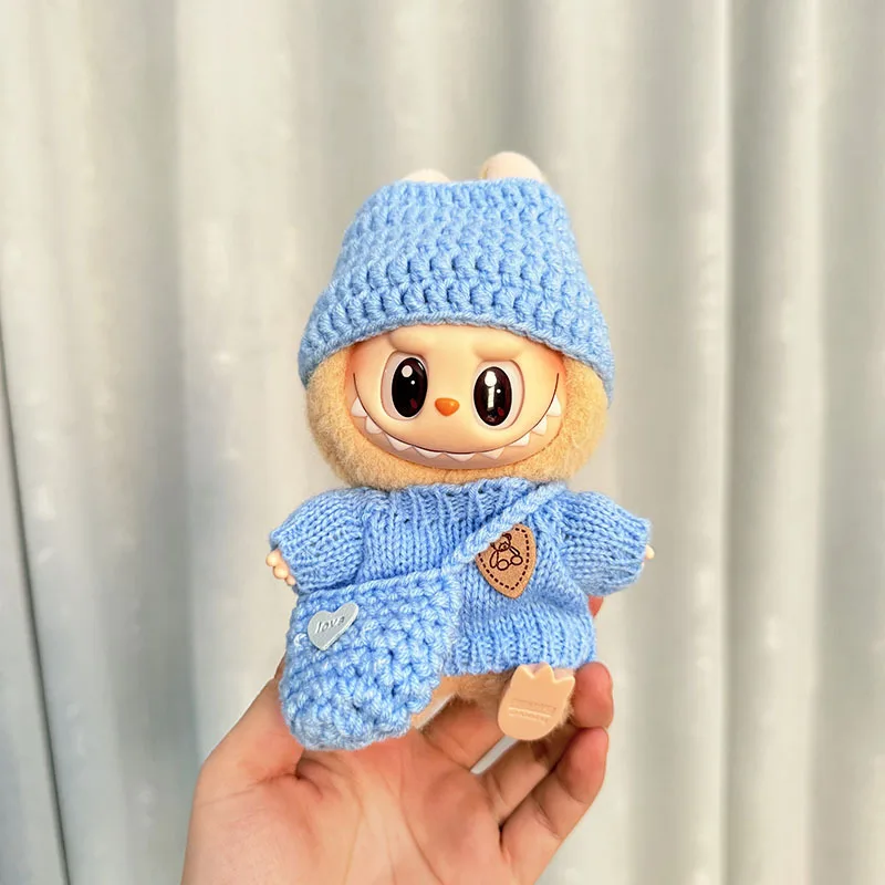Boîte aveugle 17Cm Labubu vêtements noël hiver nouvel an pull tenue ensemble mignon poupée vêtements accessoires chapeau sac cadeaux pour enfants