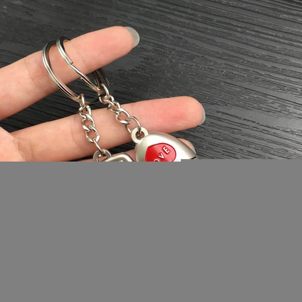 

2 Pieces Lovely Design Valentine'S Day Gift Alloy Material Couple Key Ring Valentine Day Key Ring For Couple Gift