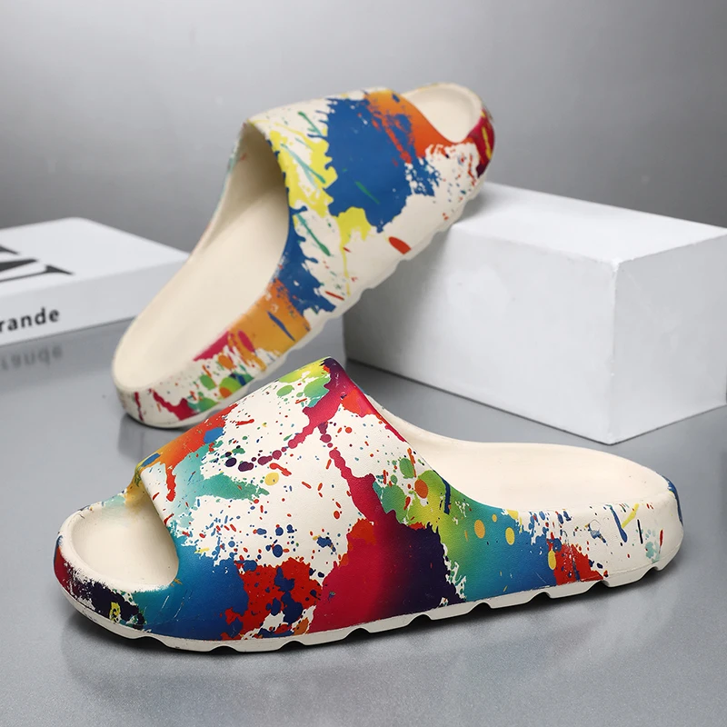 

Мужские сандалии большого размера с росписью и толстой подошвой, новый летний стиль, нескользящие повседневные шлепанцы, пляжные тапочки