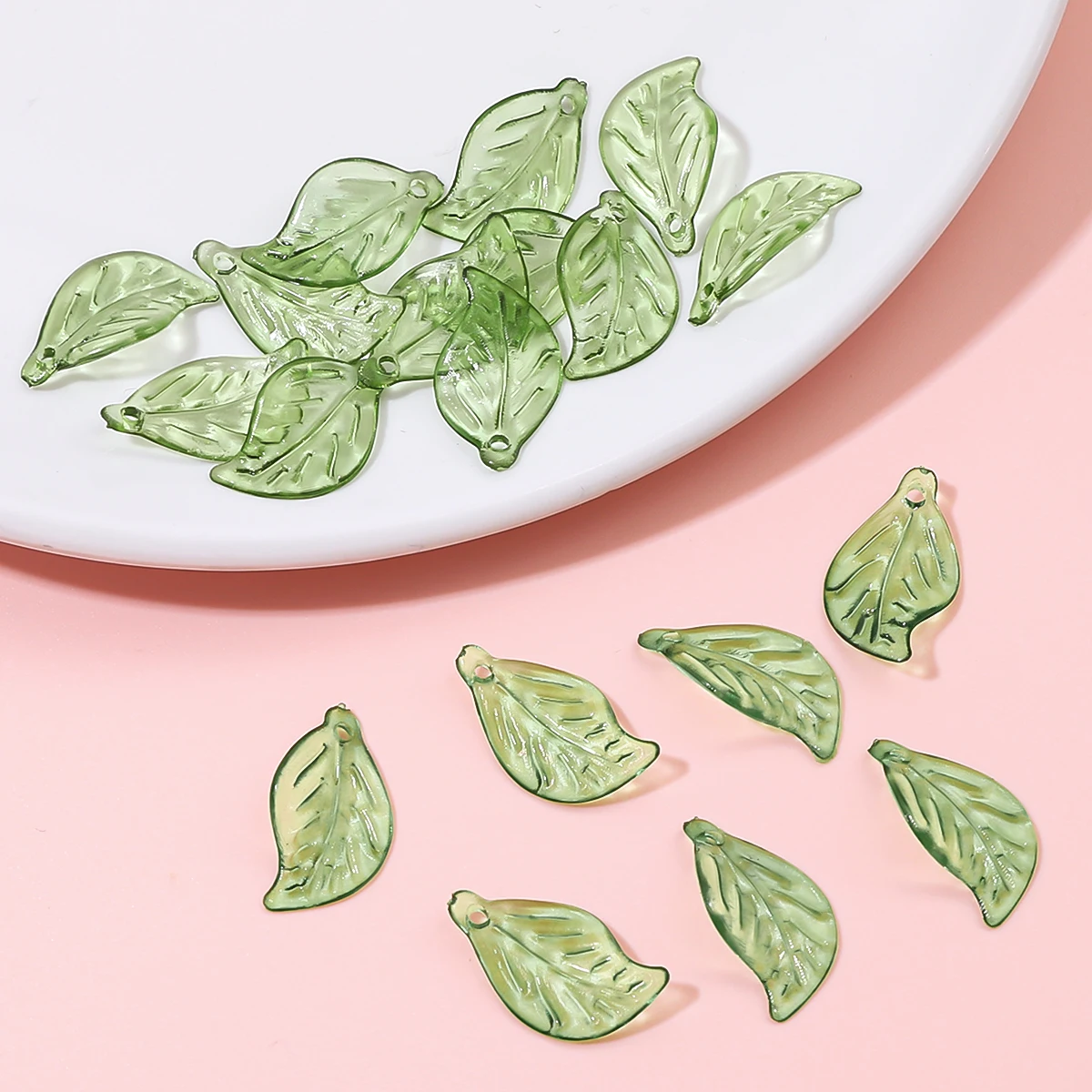 10/50 قطعة أوراق الاكريليك الأخضر سحر الخرز المعلقات DIY بها بنفسك مستلزمات صناعة المجوهرات للقلائد والأساور والأقراط الحرف اليدوية #5