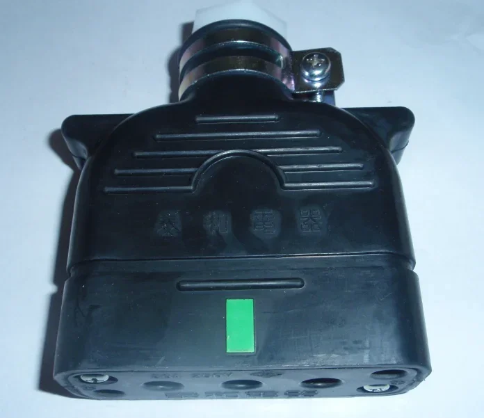 

Plug Battery Charging Plug 37010-10870 Electric Forklift 30A250V