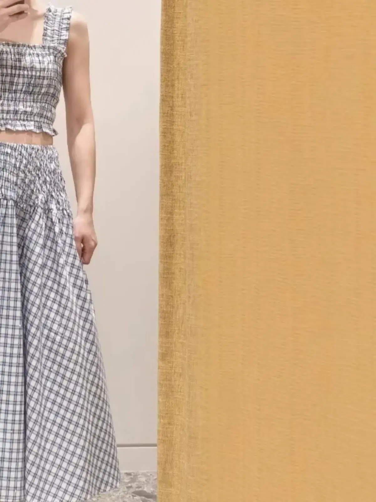 

Spring/Summer Women Square Neck Rhinestone Plaid Set Sleeveless Slim Short Top + Hign Waist Pleated Elegant Casual Maxi Skirt