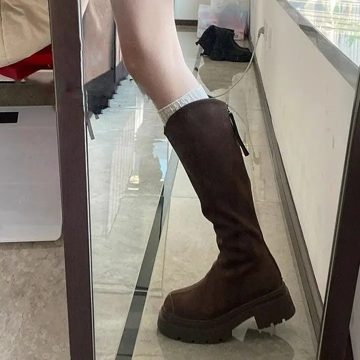 High-Top Women's Knight Boots 2026 New round Toe Thick Bottom Heightening V-Notch Knee-High Brown Long Boots