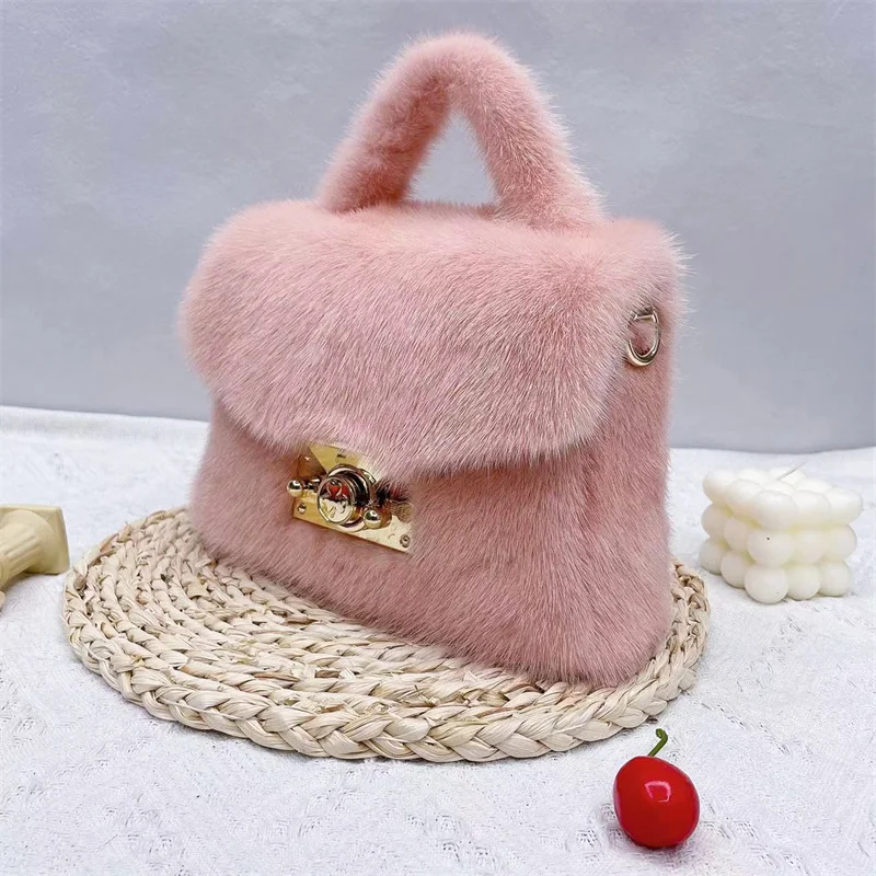 2023 New Winter Mink Fur Handbag Women's Shoulder Bag Real Mink Fur Underarm Bag Designer Furry Fur Handbag For Women