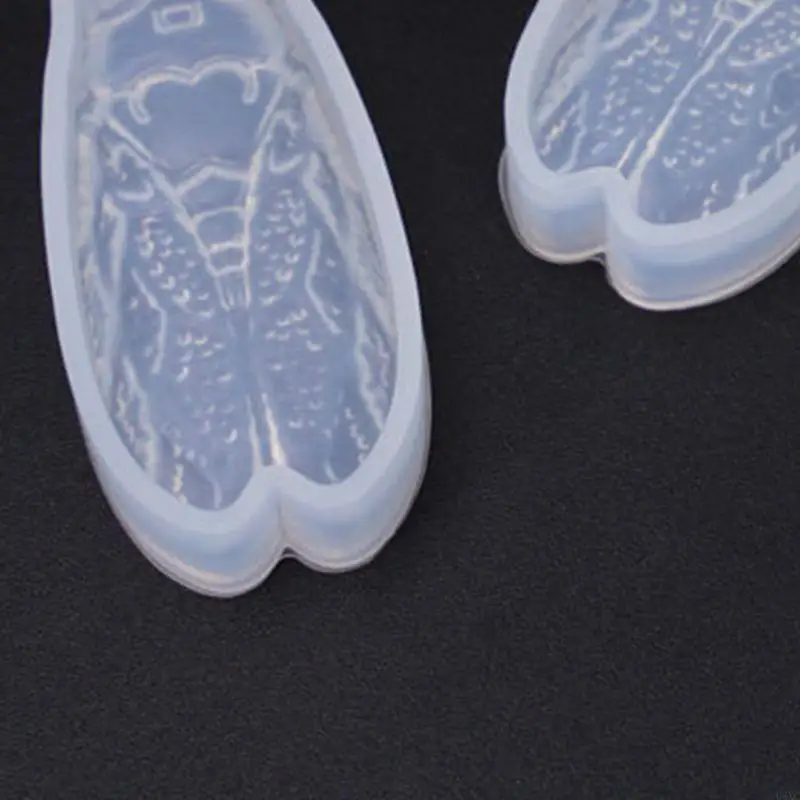 

U6XC Animal Pattern keychain Mold Silicone Cicada Charm Kitchen Baking Mold