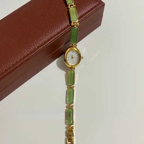 Vintage Watch with a High-End  Jade  Luxury Handcrafted Eco-Friendly Elegant Trendy Women's Wristwatch