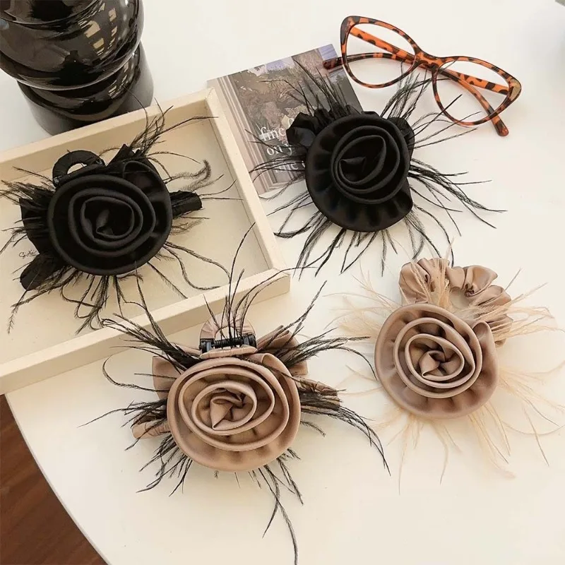 French rose feather grab clip black retro high quality back head disc hair shark clip niche design hair accessories