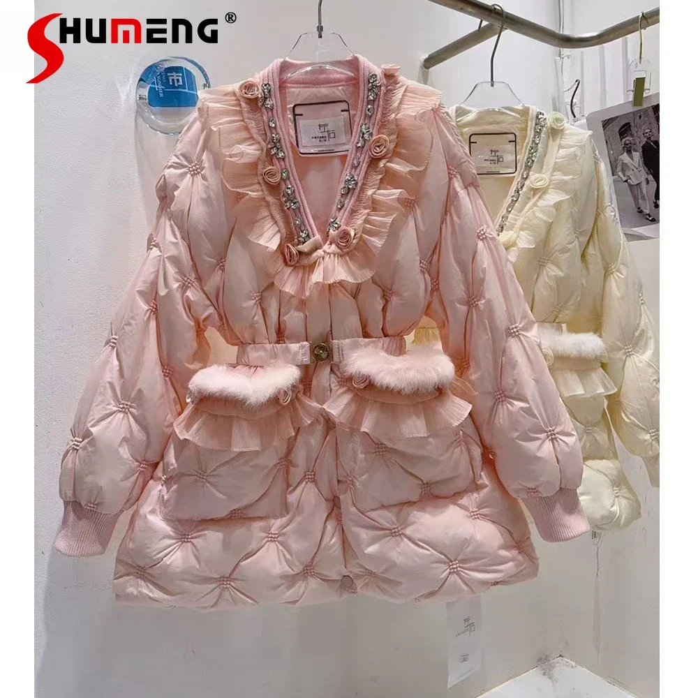 Down Jackets Women's 2024 Winter New Sweet Diamond-encrusted Three-dimensional Flower Fluff Pocket White Duck Down Warm Jacket