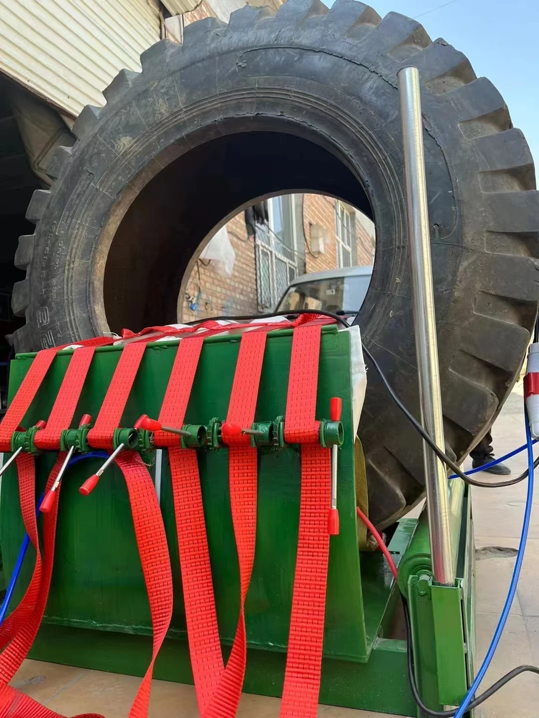 Rubber Tyre Remodeling Machine Vulcanizing Tire Repair Vulcanizing Repair Tools Big Tyre Truck Repair Machine