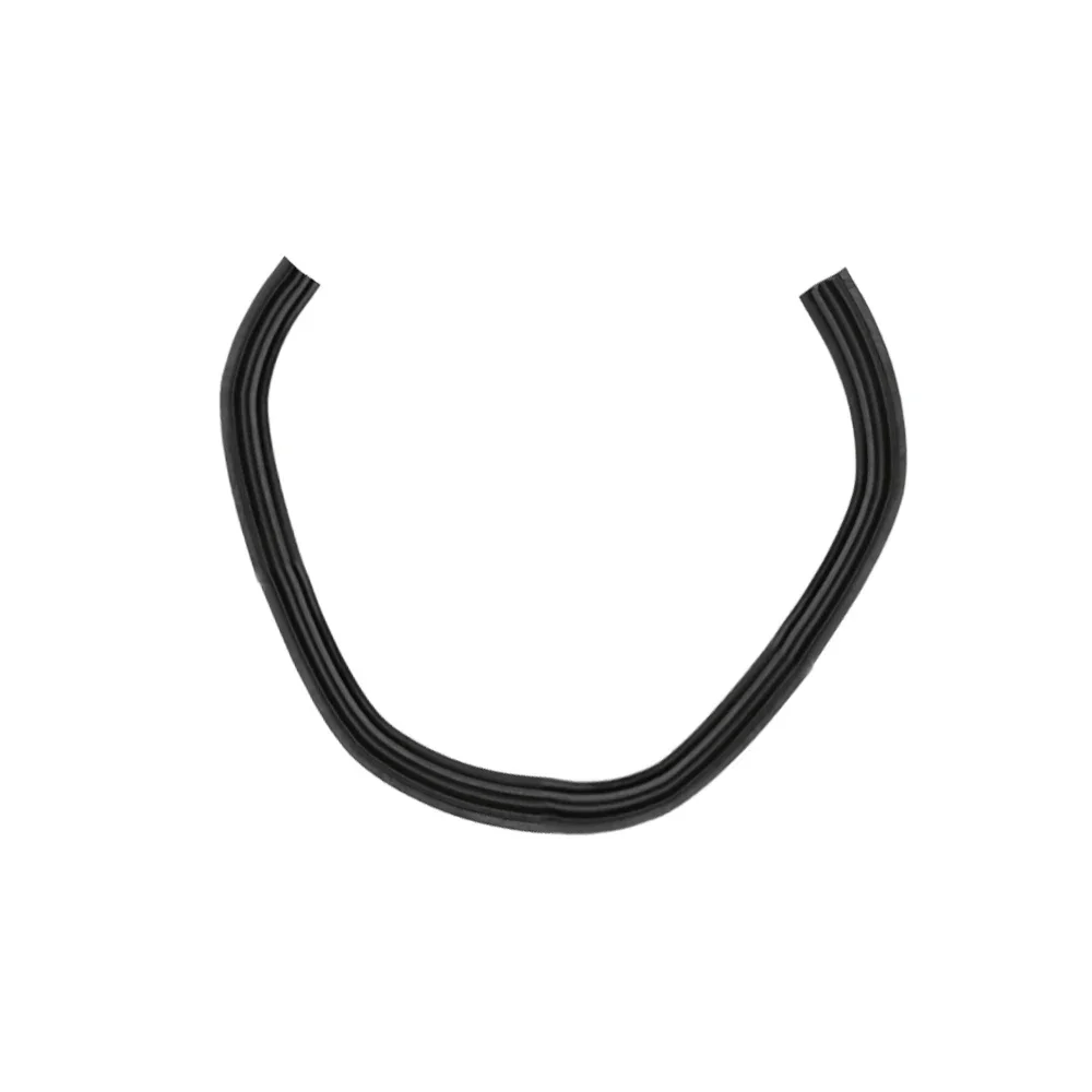 There is a rubber strip at the top groove of the black sedan crossbar. Anti slip rubber strip, friction increasing rubber strip