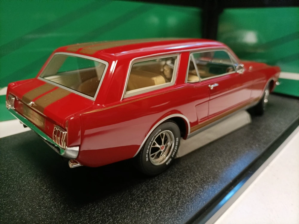 Cult 1:18 Mustang Wagon 1965 Vintage Car Simulation Limited Edition Resin Metal Static Car Model Toy Gift