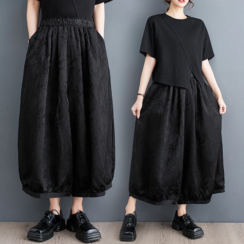 Spodnie Sle Harlan Nine Points Casual z haftem, proste, czarne, w stylu latarni, modna spódnica casualowa, wysoki stan, regularny krój, cienkie.