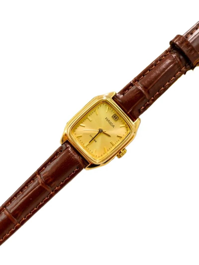 In the 1990s, domestic inventory Haida brand retro simple gold-plated leather waterproof quartz small square women's gold watch