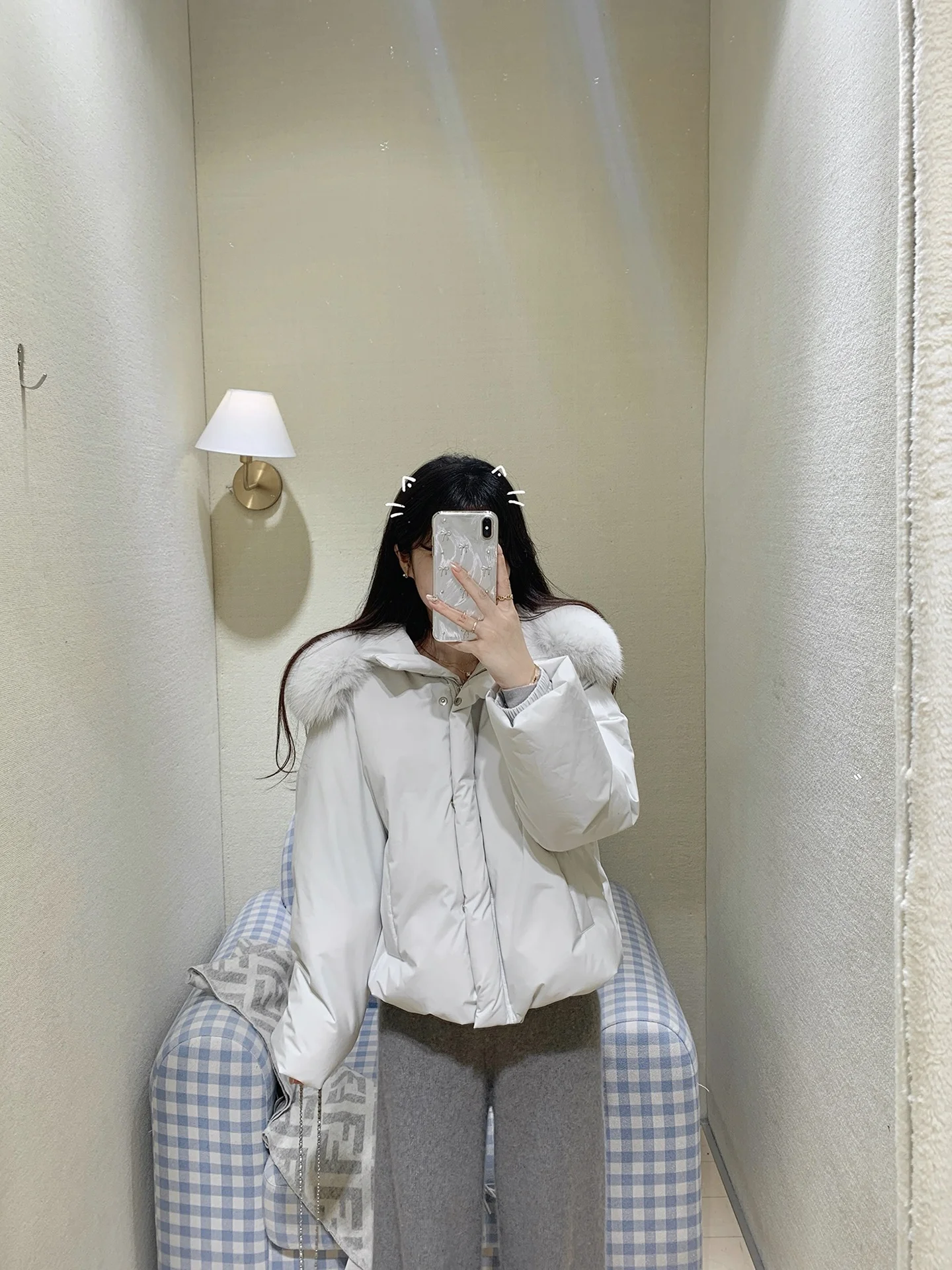 

Теплая женская куртка Meeonnie с меховым воротником, свободного кроя, белая, с наполнителем из утиного пуха, утепленная, короткая модель