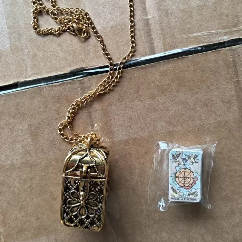 Minimalist Fashion Cross Border Tiny Tarot Deck Necklace Small Tarot Brand Double Side Printing Single Packaging Trendy Dainty