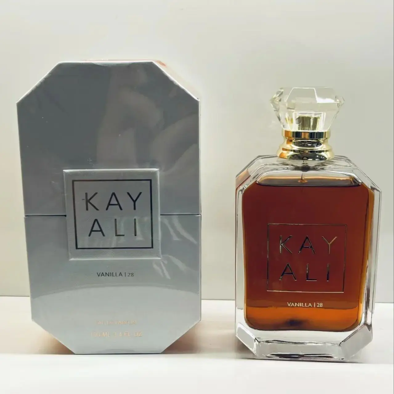 

KAYALI Vanilla | 28 Warm Gourmand Fragrance for Women & Men, Creamy Jasmine, Brown Sugar & Woody Amber Scent