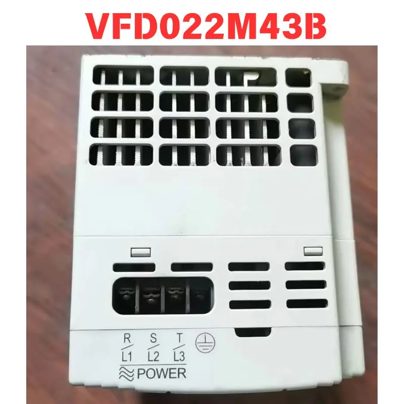 Used VFD022M43B inverter Functional test OK